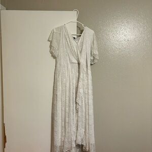 Elegant White Lace Dress